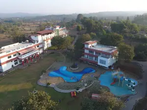 Khanvel Resort