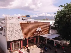 โรงแรมเมอร์ลิน