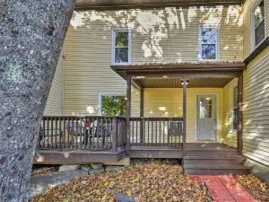 Cozy Apt by Its 85 Trail, ½ Mi to Lake Wassookeag!