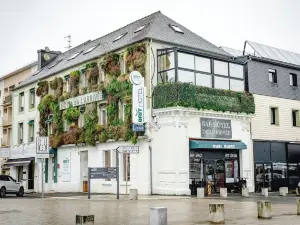 ブリット  ホテル ラリヴェ ギンガン