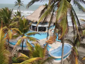 Hotel Los Tambos Del Caribe Beach