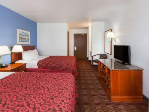 Days Inn by Wyndham Holland