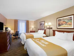 Days Inn & Suites by Wyndham Cuba