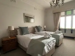 Middlesex - Your Home Away from Home
