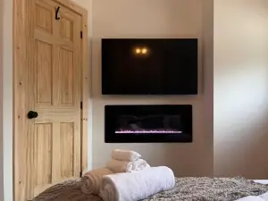 Kings Woods Lodge - Nature Resort & Venue in Wine Country