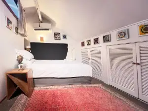 NEW Serene Modern Oasis