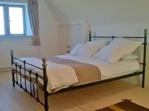 Battens Farm Cottages B&B