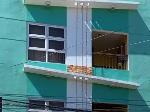 디메이 레지던스 인 - 나발