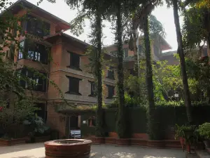 Vajra Hotel