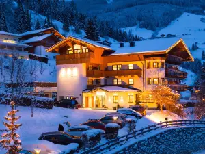 Hotel und Chalet Dorfer