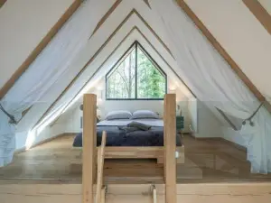 Alfriston Woodland Cabins - Foxes Hollow-Hot Tub