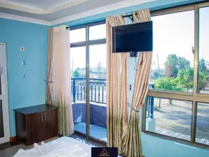 Hotel Taji