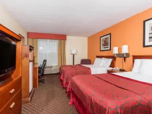 デイズ イン & スイーツ バイ ウィンダム ブルーミントン / ノーマル イリノイ