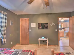 Relax Fireside HighBearNation Lodge Near Hiking