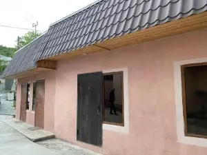 Dilbo House