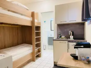 Hana Aparthotel