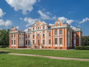 Tavricheskaya Hotel