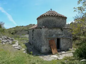 Sifakis Gorgeous Stone House