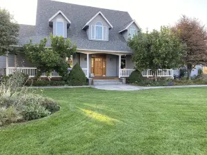 Amazing Sunsets! 2 King Beds, Pool & Media room. Inquire for discounts long term