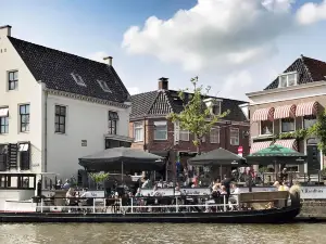 Hotel Café Restaurant 't Raedhûs