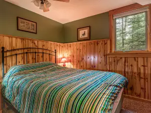 Scenic Lake Access and Fire Pit - Stunning Cozy Escape