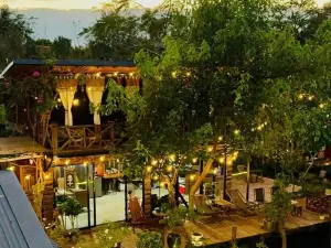 HomeTa Homestay