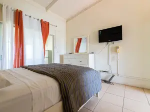 Wave Crest Suites