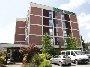 Brit Hotel du Stade Rennes Ouest