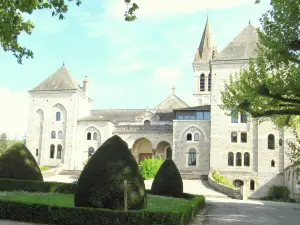 Logis Hotels - Hôtel et Restaurant de la Montagne Noire