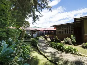 San Ricardo Farm and Lodge
