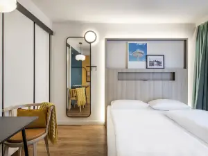 阿德吉奧阿克瑟斯卡馬爾格門公寓酒店