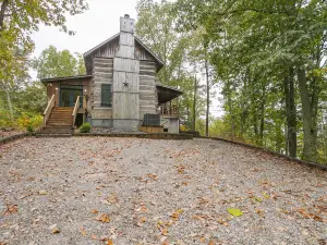 Historic Family Cabin to Watch the Sunset with 270 Degree Views of Kentucky Lake