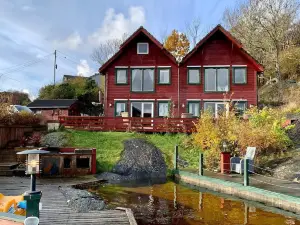6 Person Holiday Home in Bømlo