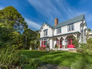 보포르 하우스 아카로아