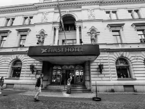 第一斯達特酒店