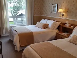 Bayside Inn