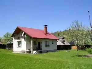 Retro Cottage Osturna