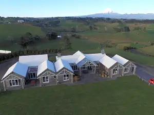 Taranaki Country Lodge