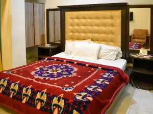 A-One Hotel