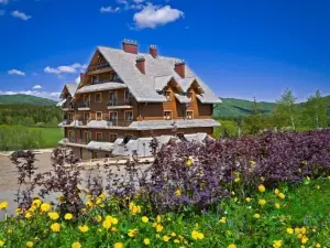 Hotel Carpatia Bieszczadzki Gościniec