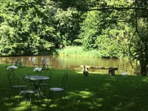 Le Domaine du château Blanc à 10 Minutes de Paira Daiza