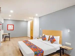 FabHotel Noida Grand