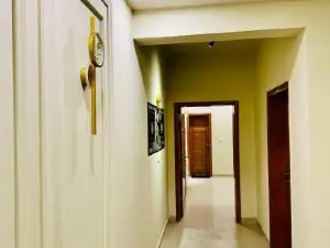 House of Marvel Fully Renovated Penthouse