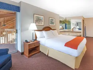 Baymont by Wyndham Howell/Brighton