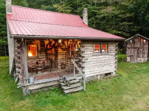 Buffalo Hollow Preserve & Cabin in the Blue Ridge MountainsPet Friendly
