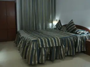 Hotel Lilawati Grand