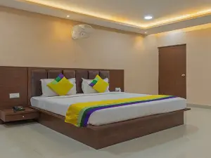 Itsy Hotels Kashi Grand, Bhu