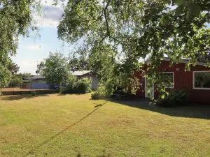 6 Person Holiday Home in Vaeggerlose