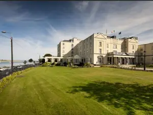 Grand Hotel
