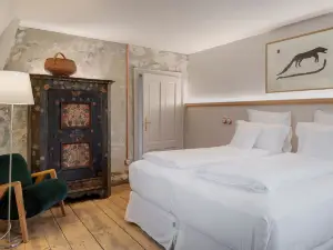 สไตนาค์ ทาวน์เฮ้าส์ เมอราน